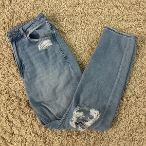 American Eagle Straight Leg Jeans